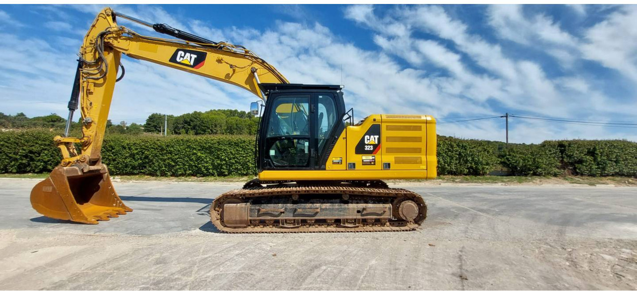 Pelle sur chenille CAT 323: photos 9