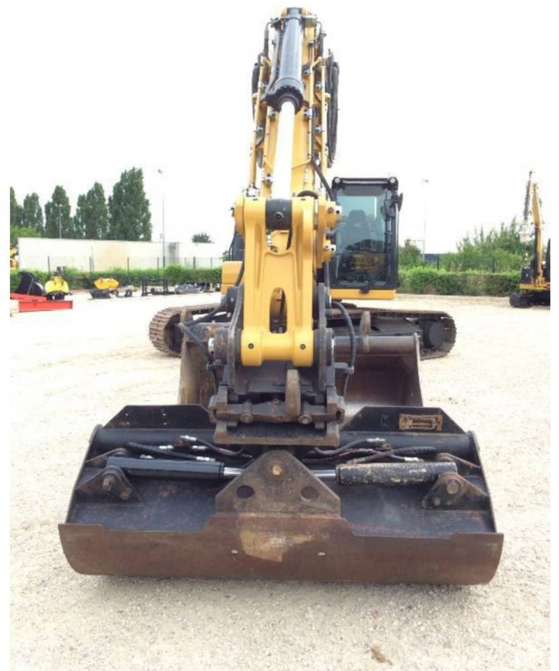 CAT 323 - Pelle sur chenille: photos 5 CAT 323 - Pelle sur chenille: photos 5
