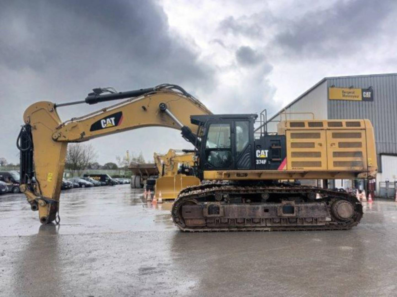CAT 374F en leasing occasion CAT 374F: photos 24