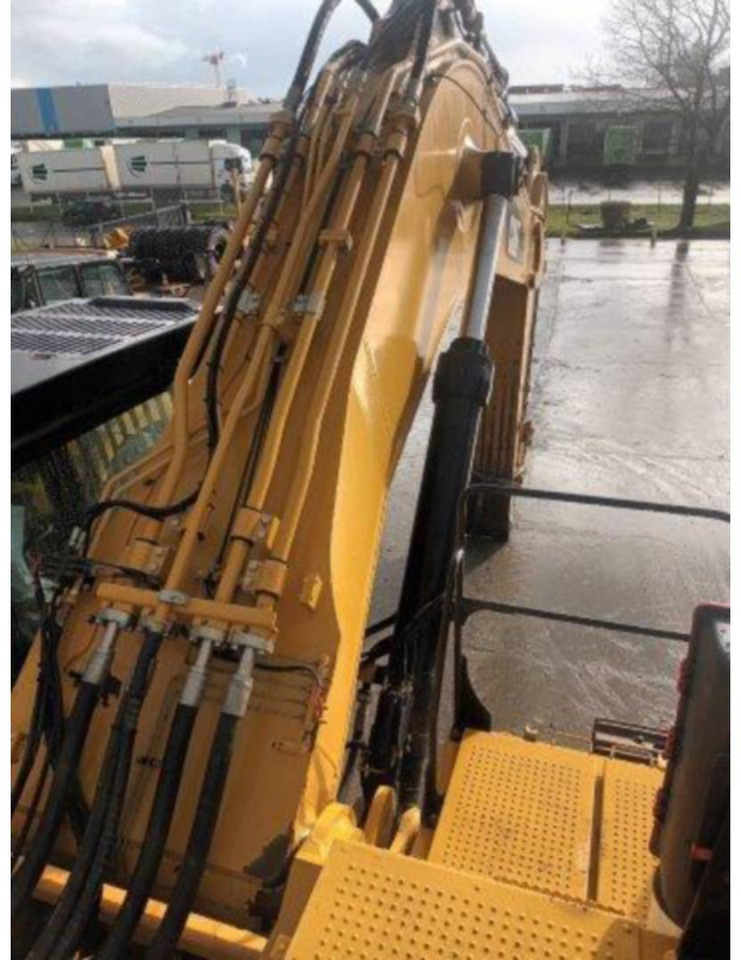 CAT 374F en leasing occasion CAT 374F: photos 15
