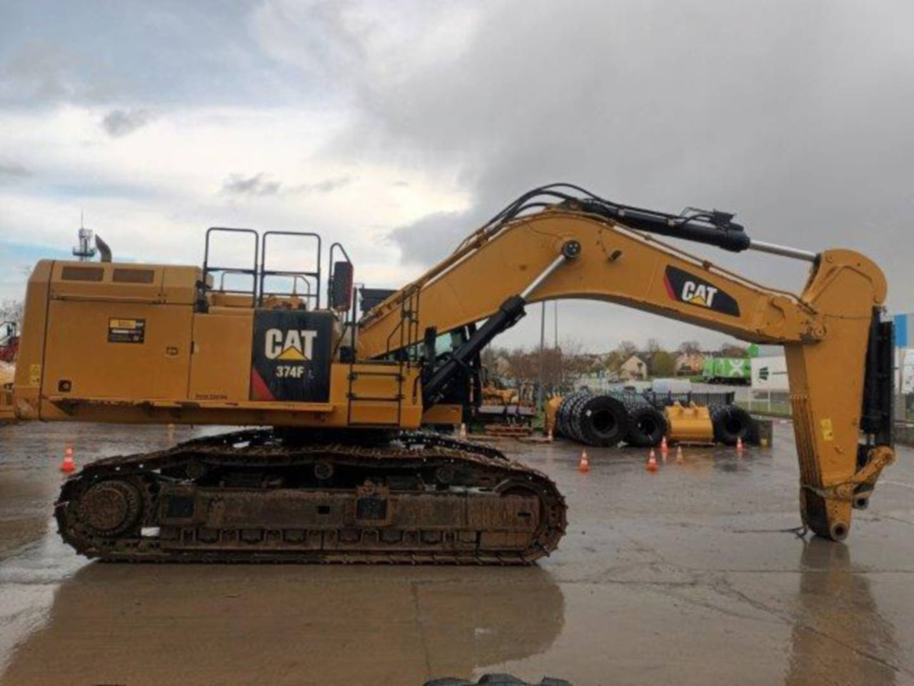 CAT 374F en leasing occasion CAT 374F: photos 30