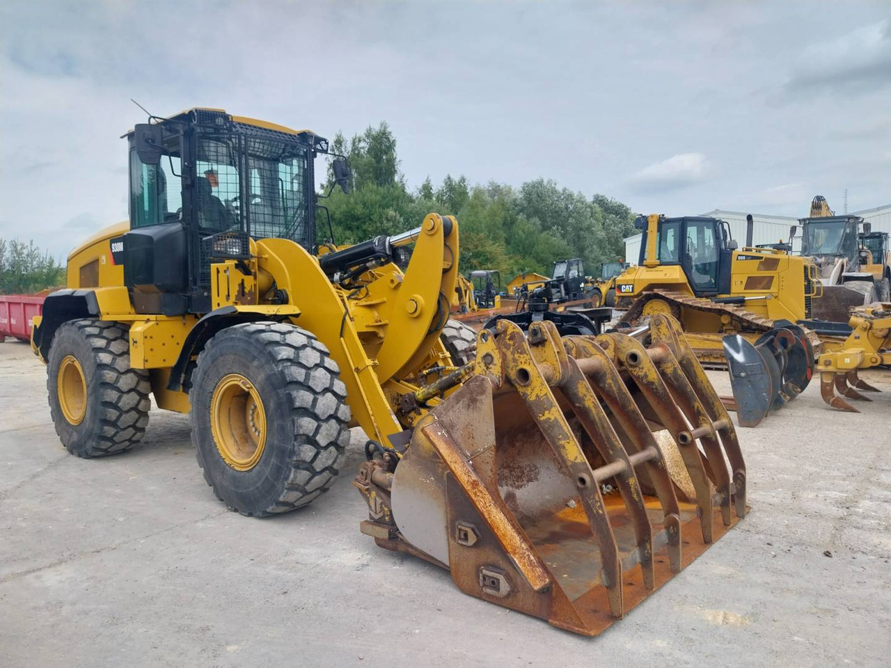 CAT 930M - Chargeuse sur pneus: photos 2 CAT 930M - Chargeuse sur pneus: photos 2