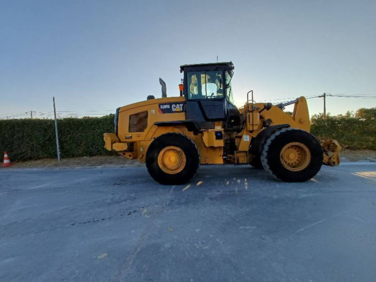 CAT 938M - Chargeuse sur pneus: photos 3 CAT 938M - Chargeuse sur pneus: photos 3