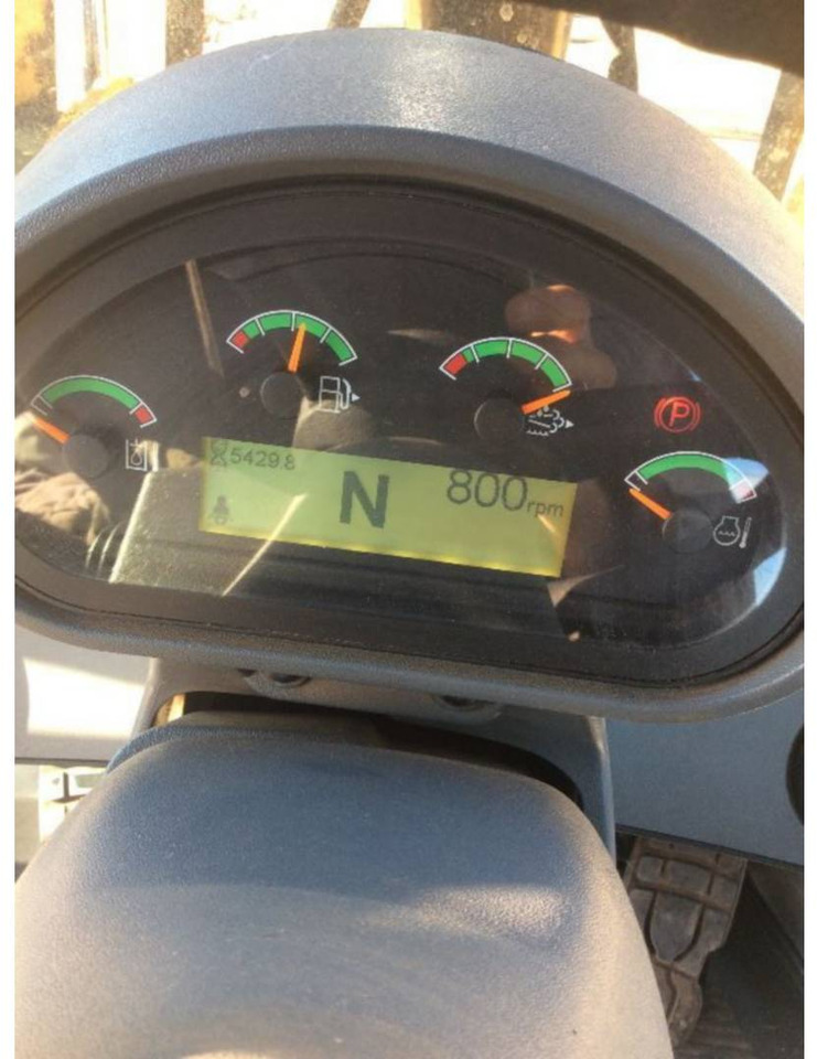 CAT 938M - Chargeuse sur pneus: photos 3 CAT 938M - Chargeuse sur pneus: photos 3