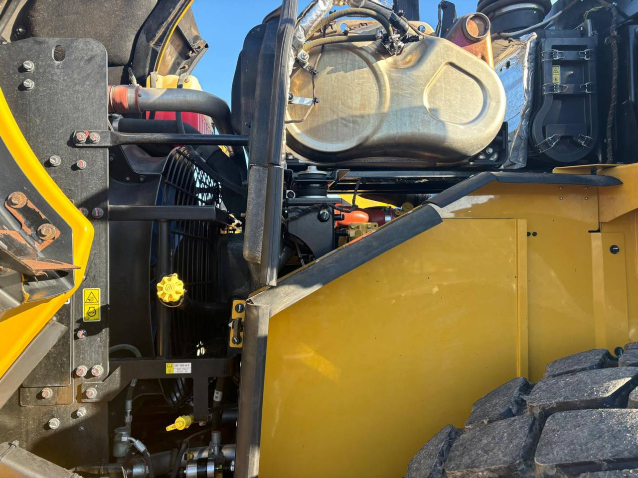 Chargeuse sur pneus CAT 950M: photos 22