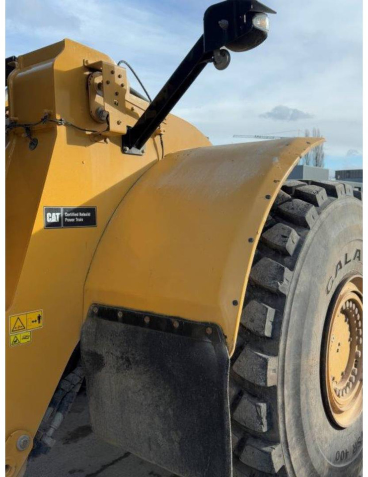 Chargeuse sur pneus CAT 980M: photos 17