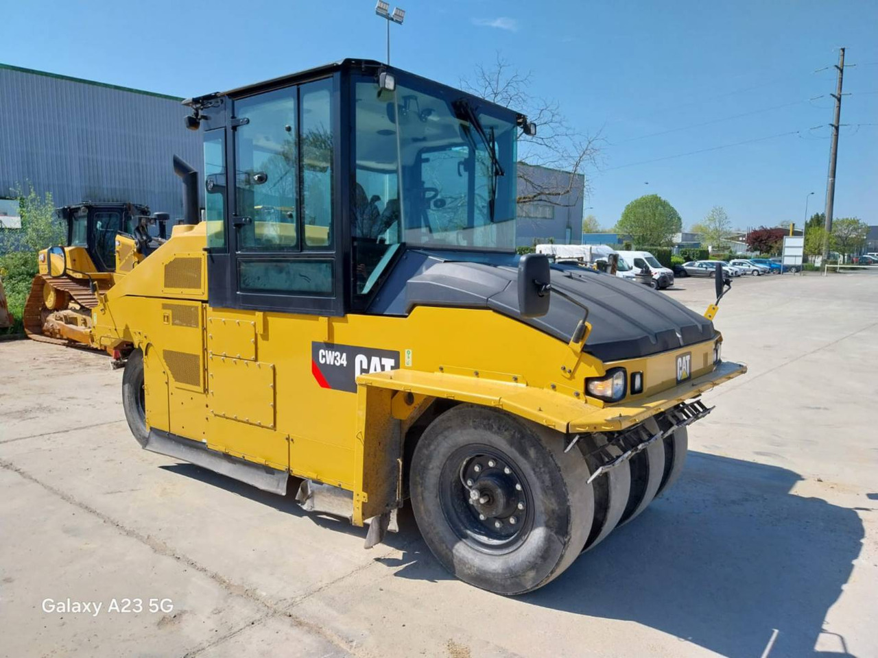 CAT CW34 - Compacteur à pieds de mouton/ Monocylindre: photos 2 CAT CW34 - Compacteur à pieds de mouton/ Monocylindre: photos 2