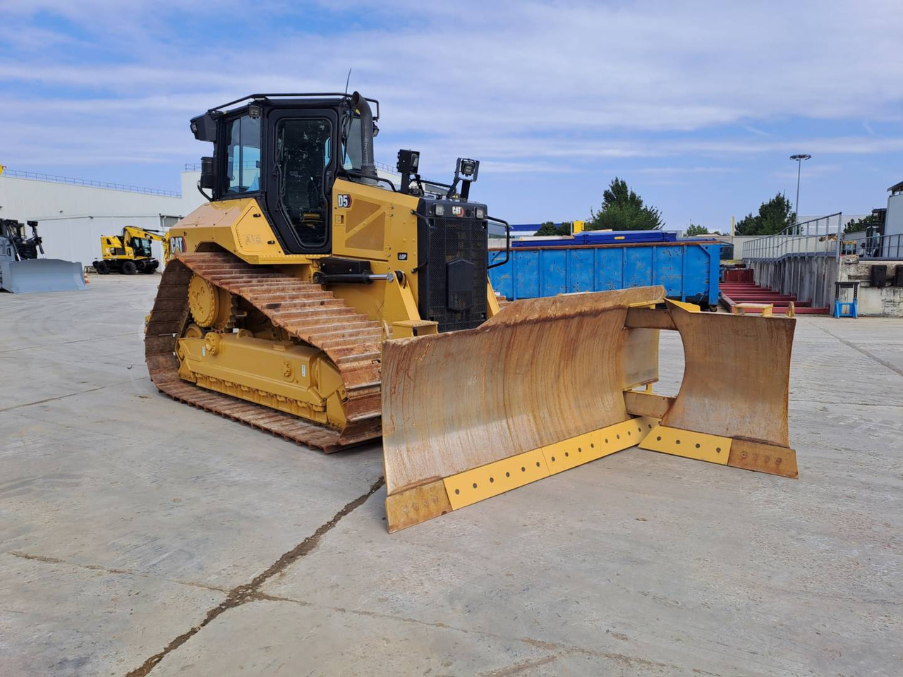 CAT D5 - Bulldozer: photos 4 CAT D5 - Bulldozer: photos 4