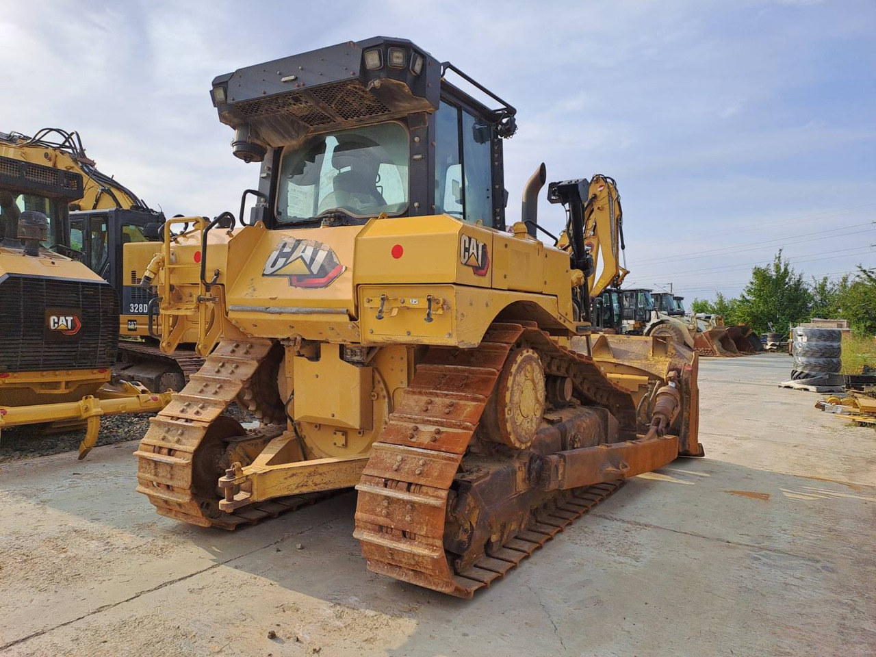 CAT D6 XE - Bulldozer: photos 3 CAT D6 XE - Bulldozer: photos 3
