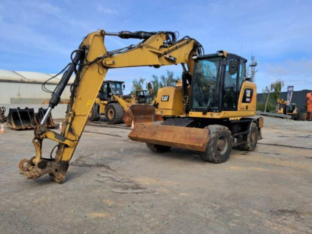 CAT M315F IVC - Pelle sur pneus: photos 2 CAT M315F IVC - Pelle sur pneus: photos 2