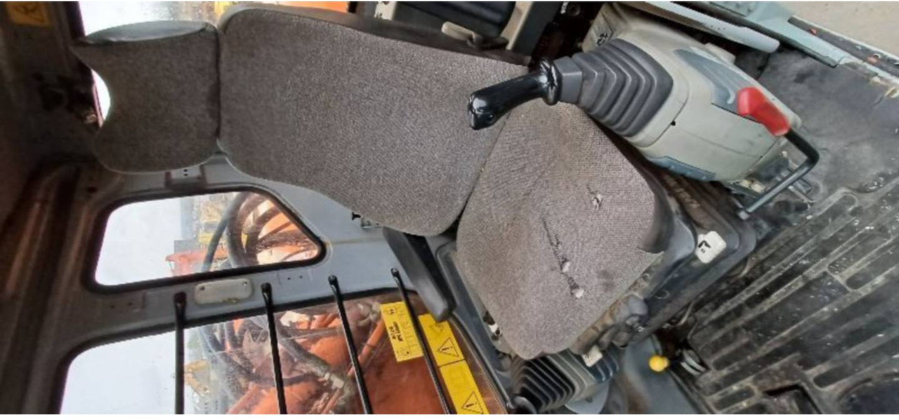 Pelle sur pneus FIAT ALLIS / NEW HOLLAND EX165W: photos 8