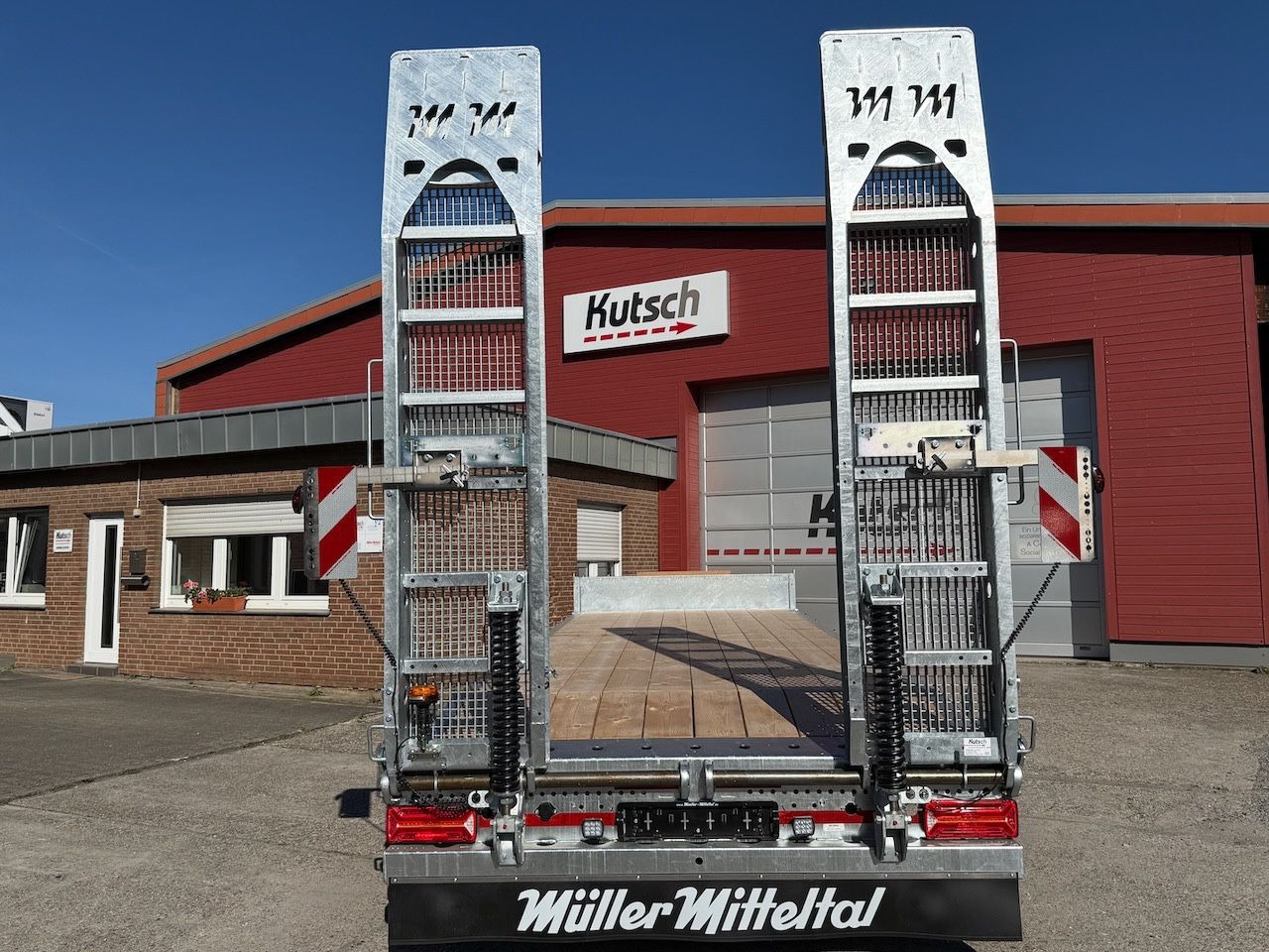 Müller-Mitteltal ETÜ-TA-R 21 Tieflader 7m, luftgefedert, LED - Remorque plateau: photos 4 Müller-Mitteltal ETÜ-TA-R 21 Tieflader 7m, luftgefedert, LED - Remorque plateau: photos 4