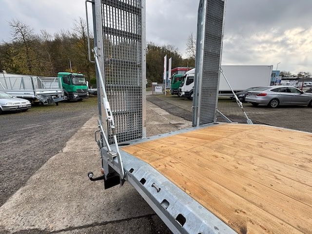 Müller-Mitteltal ETÜTAR 14,4 Tieflader, LED, Runduml. RDÜ - Remorque porte-engin surbaissée: photos 5 Müller-Mitteltal ETÜTAR 14,4 Tieflader, LED, Runduml. RDÜ - Remorque porte-engin surbaissée: photos 5
