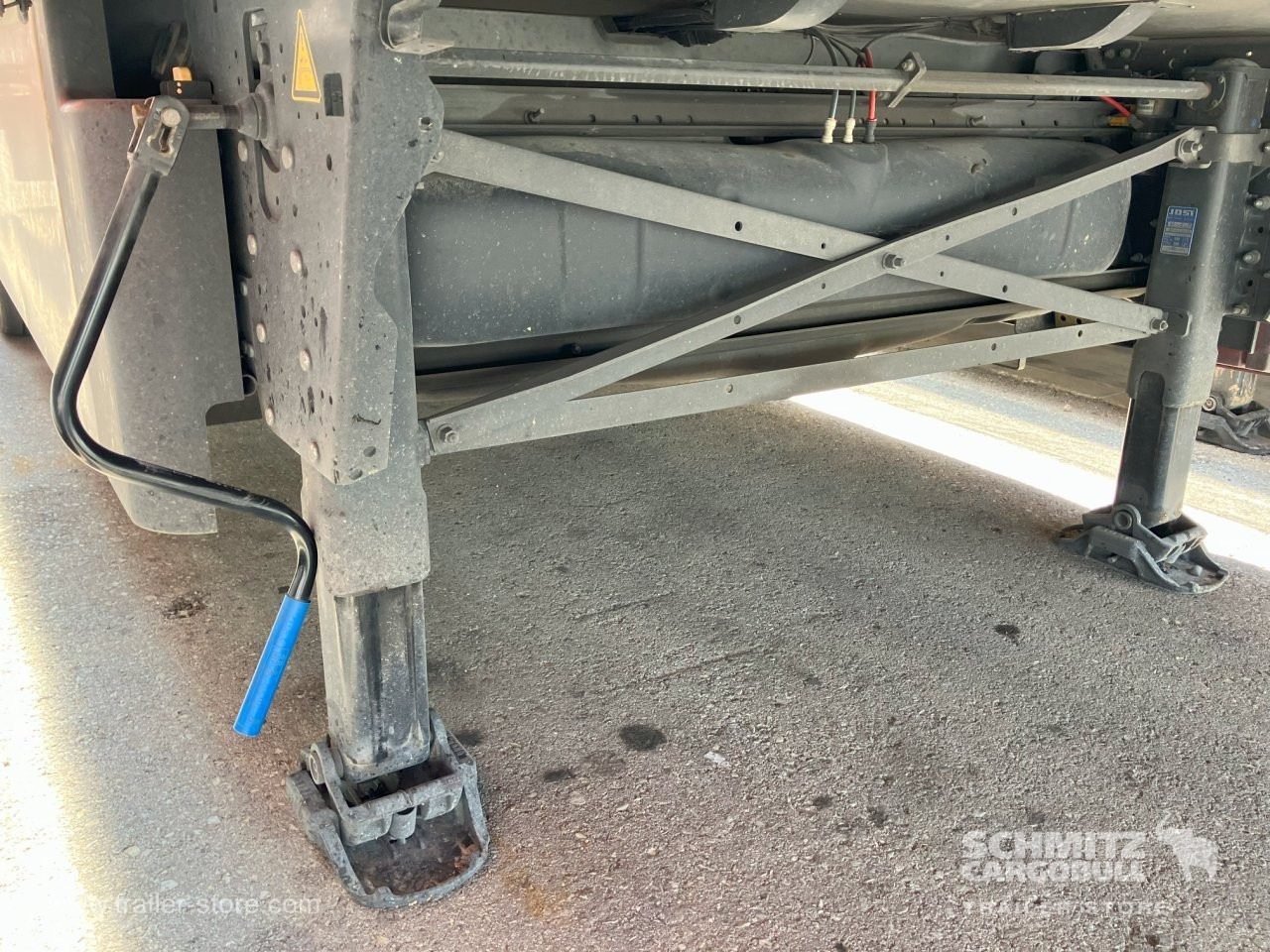 SCHMITZ Semiremolque Frigo Standard Double deck en leasing occasion SCHMITZ Semiremolque Frigo Standard Double deck: photos 14 SCHMITZ Semiremolque Frigo Standard Double deck en leasing occasion SCHMITZ Semiremolque Frigo Standard Double deck: photos 14