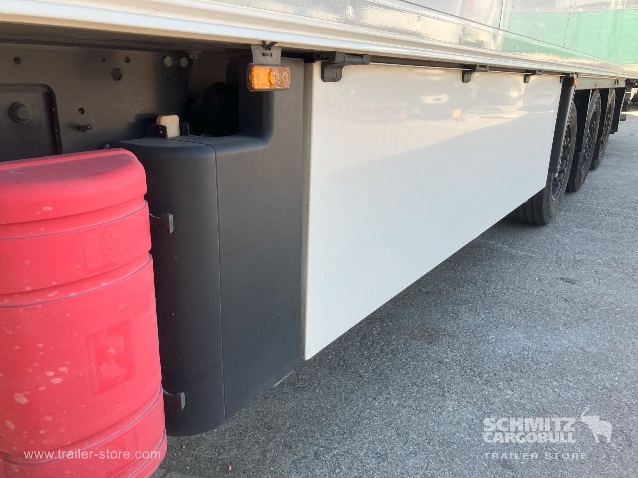 SCHMITZ Semiremolque Frigo Standard Double deck - Semi-remorque isothermique: photos 2 SCHMITZ Semiremolque Frigo Standard Double deck - Semi-remorque isothermique: photos 2
