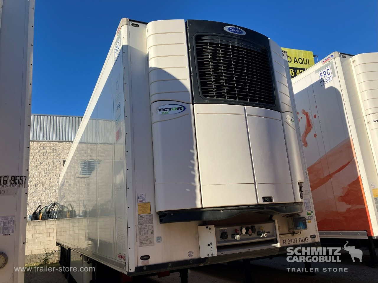 SCHMITZ Semiremolque Frigo Standard Double deck - Semi-remorque isothermique: photos 1 SCHMITZ Semiremolque Frigo Standard Double deck - Semi-remorque isothermique: photos 1