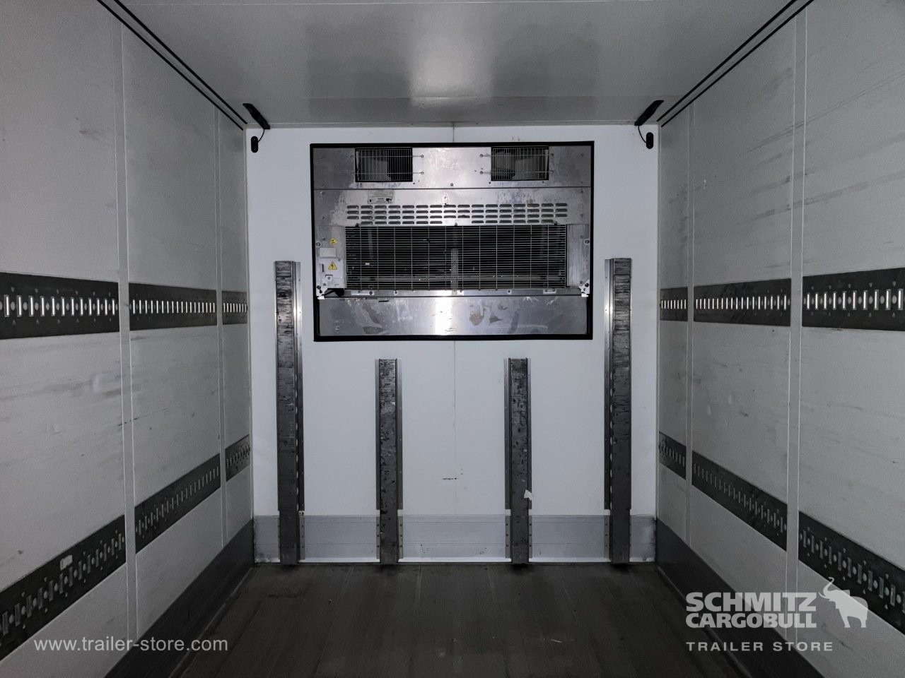 SCHMITZ Semiremolque Frigo Standard Double deck - Semi-remorque isothermique: photos 2 SCHMITZ Semiremolque Frigo Standard Double deck - Semi-remorque isothermique: photos 2
