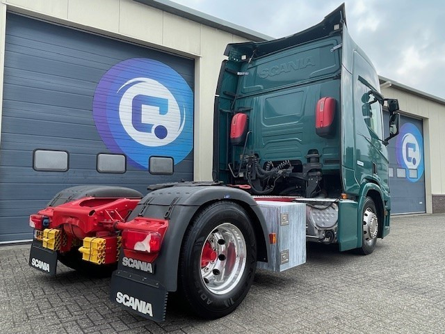 Scania R450 Scania R450 A4X2NA Euro 6 - RETARDER - Highline - Year 2017 - PTO prepared - Km 823.732 - Tracteur routier: photos 4 Scania R450 Scania R450 A4X2NA Euro 6 - RETARDER - Highline - Year 2017 - PTO prepared - Km 823.732 - Tracteur routier: photos 4