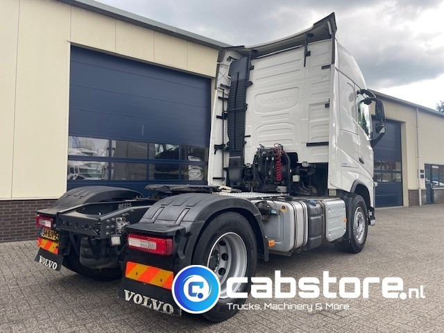 Volvo FH 460 4x2 Euro 6 Globetrotter 4x2 Euro 6 - Hydrauliek unit - VEB+ - Bouwjaar 09-2017 - Km 521.341 - Globetrotter - Diff.lock - I-Shift - Tracteur routier: photos 3 Volvo FH 460 4x2 Euro 6 Globetrotter 4x2 Euro 6 - Hydrauliek unit - VEB+ - Bouwjaar 09-2017 - Km 521.341 - Globetrotter - Diff.lock - I-Shift - Tracteur routier: photos 3