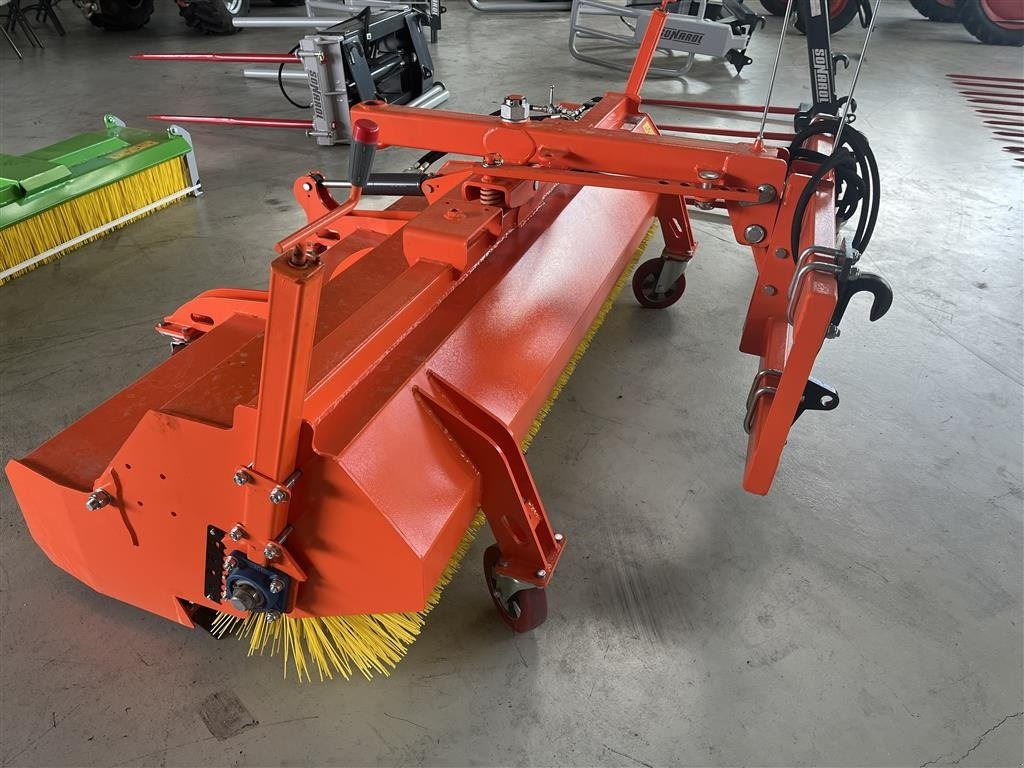 Sonarol ZM SNR - Brosse: photos 2 Sonarol ZM SNR - Brosse: photos 2