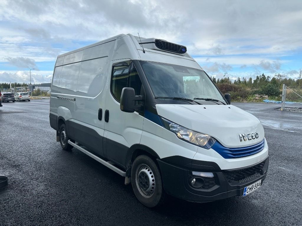 Iveco 35S14N Kylmäkone  - Fourgon utilitaire: photos 3 Iveco 35S14N Kylmäkone  - Fourgon utilitaire: photos 3