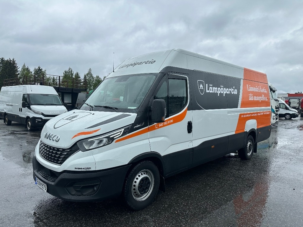 Iveco Daily 35S16 - Fourgon utilitaire: photos 1 Iveco Daily 35S16 - Fourgon utilitaire: photos 1