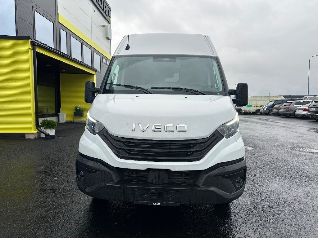 Iveco Daily 50C18A8 16m3 - Fourgon utilitaire: photos 2 Iveco Daily 50C18A8 16m3 - Fourgon utilitaire: photos 2