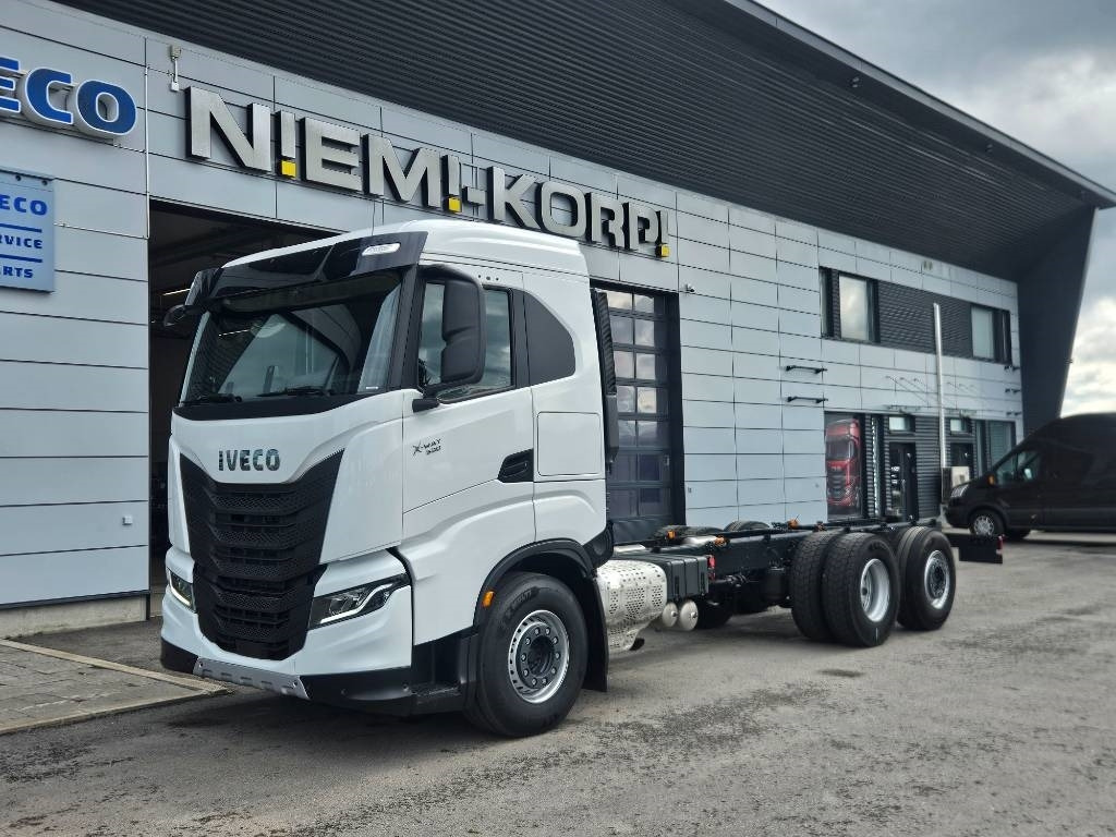 Iveco X-Way AS260X530 heti toimitukseen - Châssis cabine: photos 1 Iveco X-Way AS260X530 heti toimitukseen - Châssis cabine: photos 1