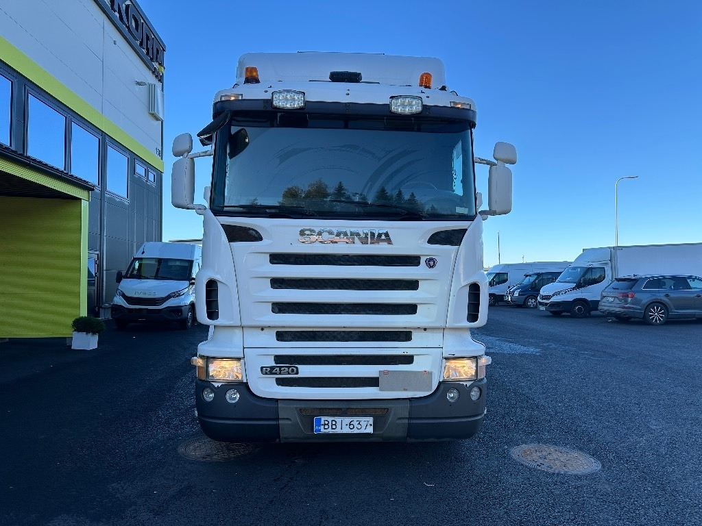 Scania R 420 6x2*4  - Camion fourgon: photos 2 Scania R 420 6x2*4  - Camion fourgon: photos 2