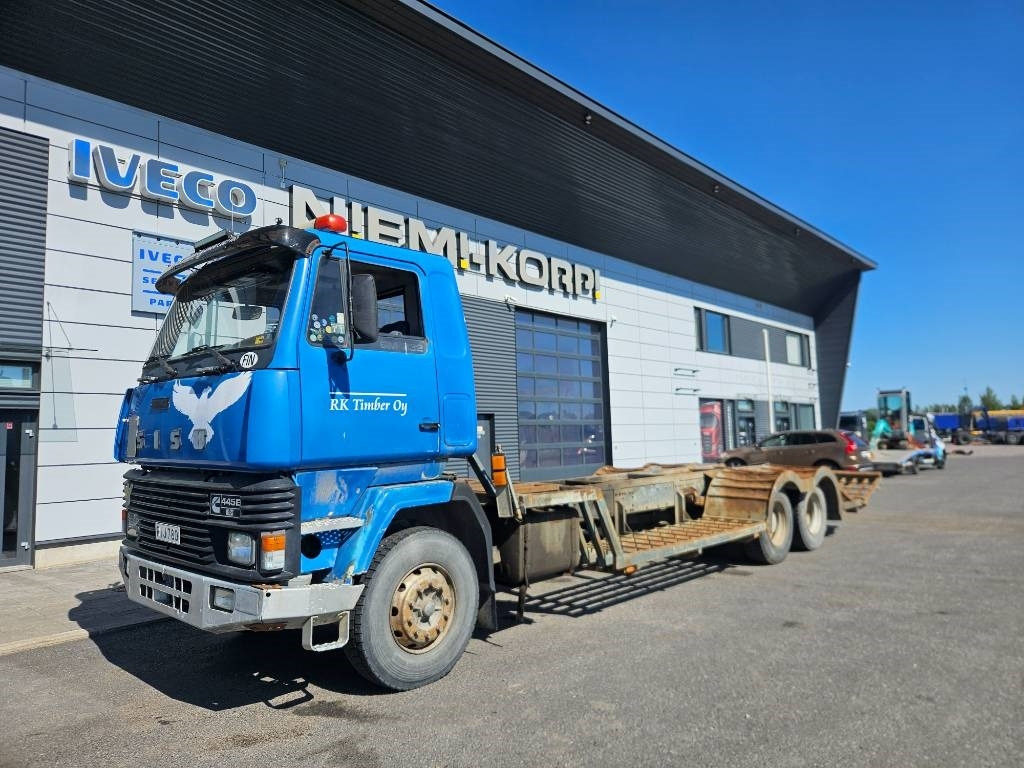 Sisu SM 320 - Camion grumier: photos 1 Sisu SM 320 - Camion grumier: photos 1