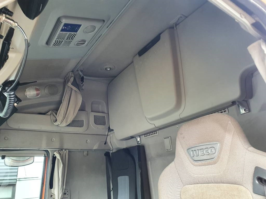Tracteur routier Iveco Stralis AS 560 6X4 76TN: photos 9