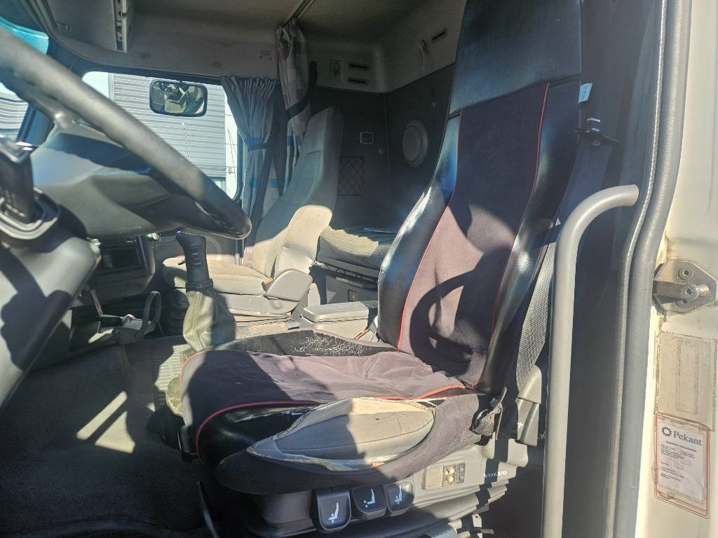 Camion grue Volvo FH12 6x2 Hiab 166 kympitys 2029 asti: photos 17