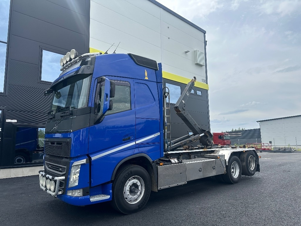 Volvo FH13 540 6x2 Manuaali - Camion ampliroll: photos 1 Volvo FH13 540 6x2 Manuaali - Camion ampliroll: photos 1