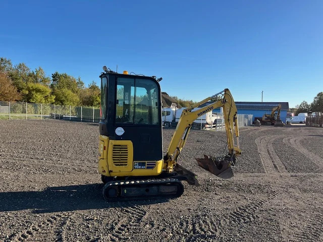 KOMATSU PC16R HS - Mini pelle: photos 3 KOMATSU PC16R HS - Mini pelle: photos 3