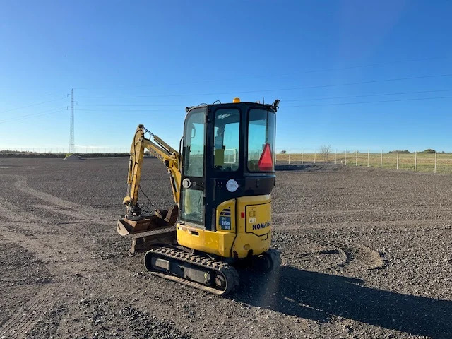 KOMATSU PC16R HS - Mini pelle: photos 5 KOMATSU PC16R HS - Mini pelle: photos 5