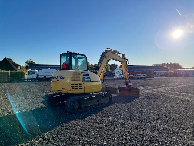 KOMATSU PC80MR - Pelle sur chenille: photos 4 KOMATSU PC80MR - Pelle sur chenille: photos 4