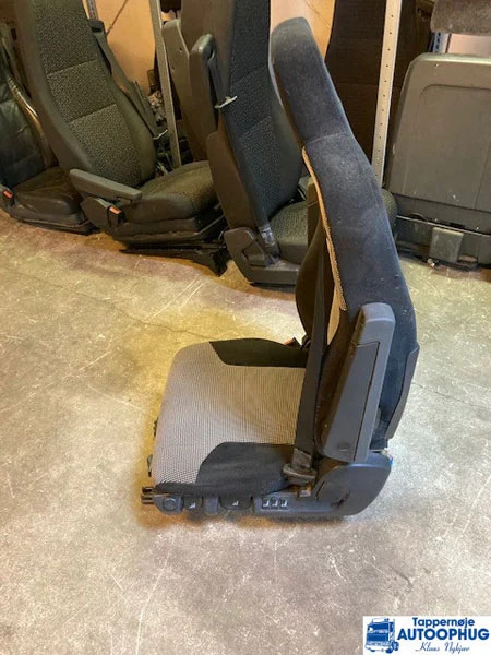 MAN TGX Sæde LH - Cabine et intérieur pour Camion: photos 1 MAN TGX Sæde LH - Cabine et intérieur pour Camion: photos 1