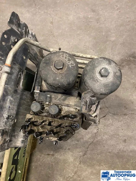 Scania APS Air dryer P/N: 2440300 - Système électrique pour Camion: photos 2 Scania APS Air dryer P/N: 2440300 - Système électrique pour Camion: photos 2