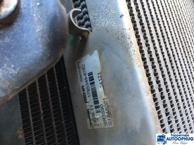 Scania EGR cooler P/N: 1785348 - Moteur et pièces pour Camion: photos 1 Scania EGR cooler P/N: 1785348 - Moteur et pièces pour Camion: photos 1