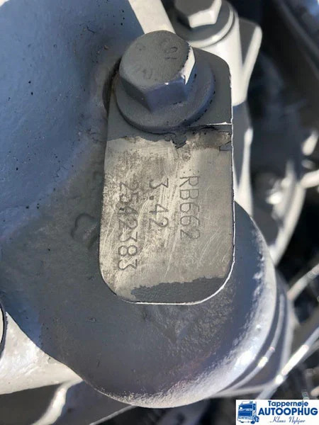 Scania RB662 – 3.42 P/N: 1769866 / 574531 - Différentiel pour Camion: photos 4 Scania RB662 – 3.42 P/N: 1769866 / 574531 - Différentiel pour Camion: photos 4