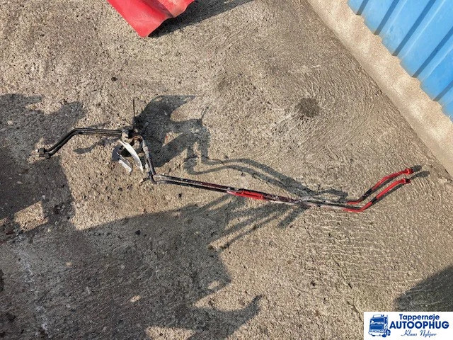 Scania Servo rør Scania 1790985 + 1790986 - Commande de gouvernail pour Camion: photos 2 Scania Servo rør Scania 1790985 + 1790986 - Commande de gouvernail pour Camion: photos 2