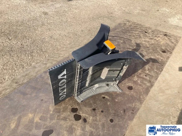 Volvo FH / FM Bagskærme - Carrosserie et extérieur pour Camion: photos 2 Volvo FH / FM Bagskærme - Carrosserie et extérieur pour Camion: photos 2