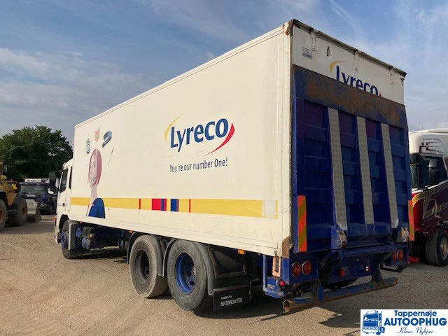 Volvo FM 340 6X2 Box - Camion fourgon: photos 2 Volvo FM 340 6X2 Box - Camion fourgon: photos 2