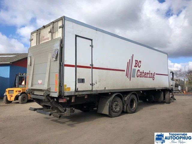 Volvo FM300 6X2 Coolbox - Camion frigorifique: photos 2 Volvo FM300 6X2 Coolbox - Camion frigorifique: photos 2