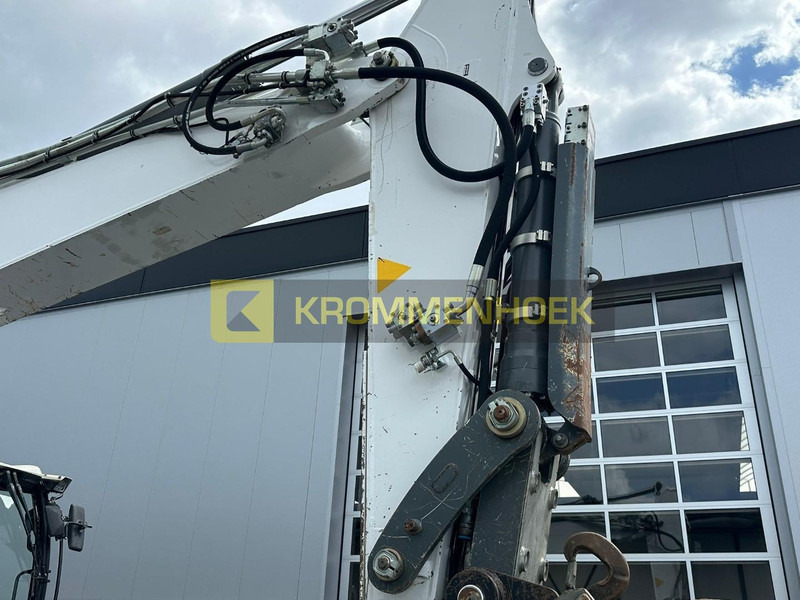 Pelle Liebherr R 946 LC Cosben 27 Meter Telescooparm: photos 16 Pelle Liebherr R 946 LC Cosben 27 Meter Telescooparm: photos 16