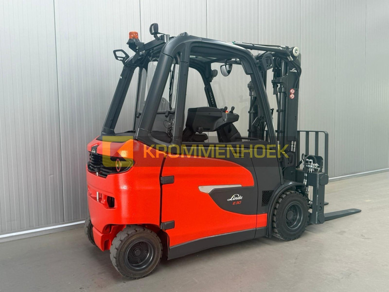 Linde E 30 HL-01/600 - Chariot élévateur électrique: photos 4 Linde E 30 HL-01/600 - Chariot élévateur électrique: photos 4