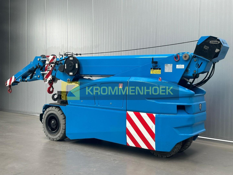 Valla 110 R - Mini grue: photos 3 Valla 110 R - Mini grue: photos 3