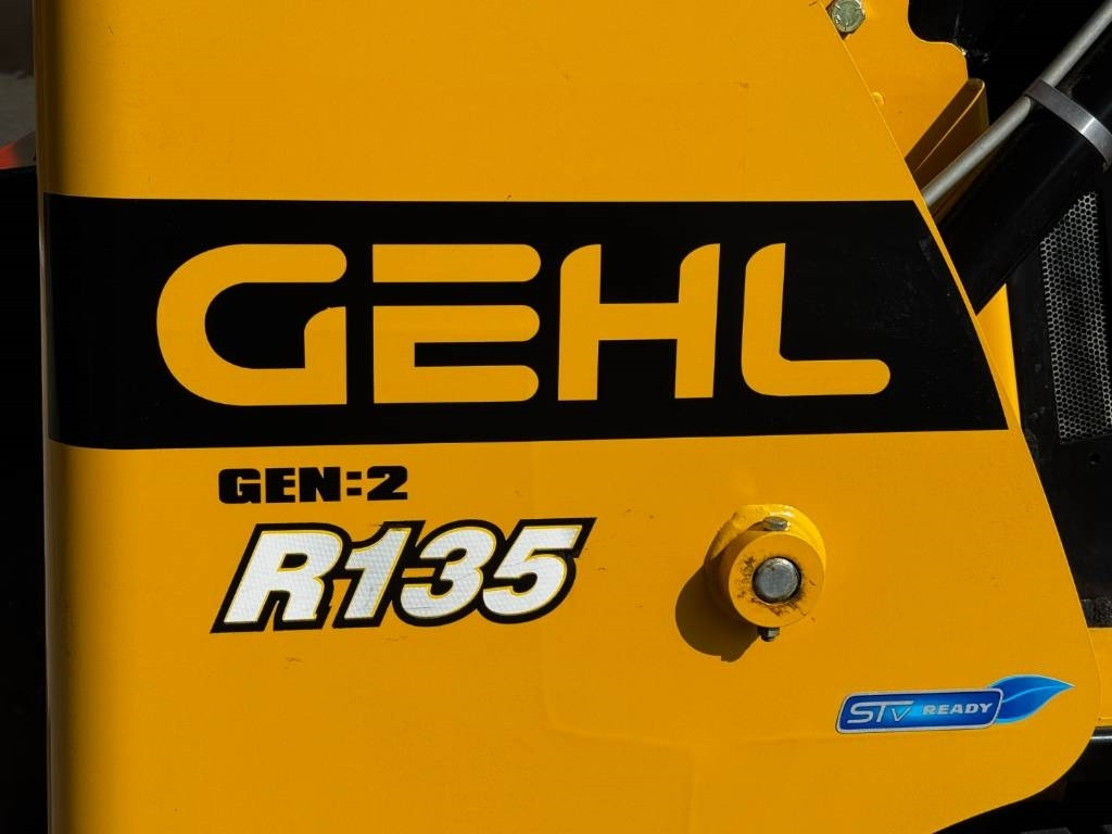 Pelle sur chenille Gehl R135 / Mantitou 1350R, 2022, 115 hours!: photos 6