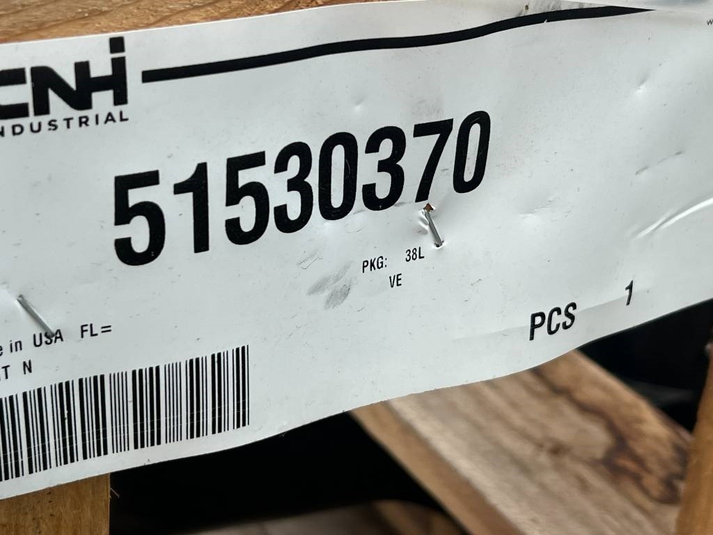 New Holland Front Axle New Holland T9 / Case Steiger - CNH - - Frame/ Châssis pour Machine agricole: photos 2 New Holland Front Axle New Holland T9 / Case Steiger - CNH - - Frame/ Châssis pour Machine agricole: photos 2