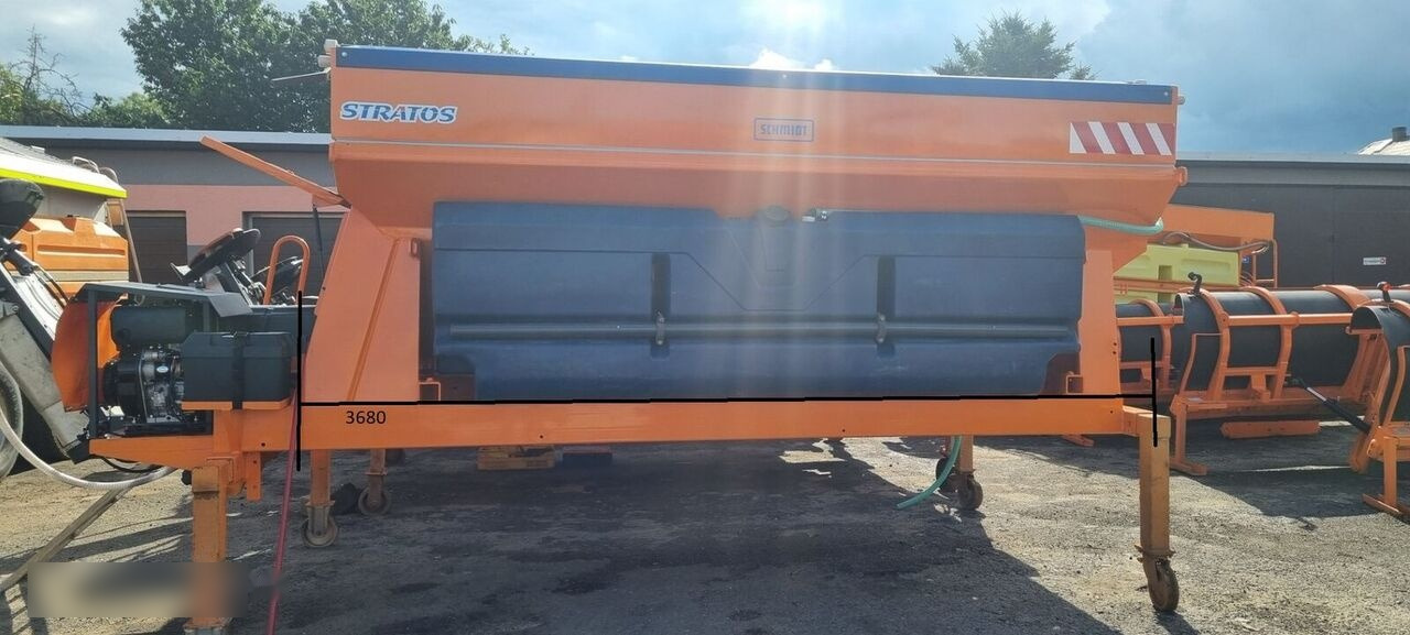 Schmidt odnowiona 2022 - Epandeur de sable pour Véhicule de voirie/ Spécial: photos 5 Schmidt odnowiona 2022 - Epandeur de sable pour Véhicule de voirie/ Spécial: photos 5